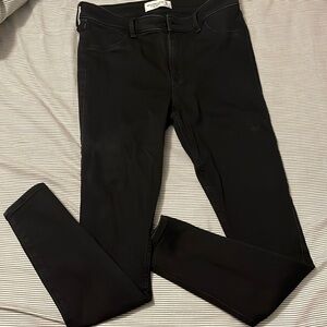 Black Abercrombie and Fitch the Jean legging mid rise